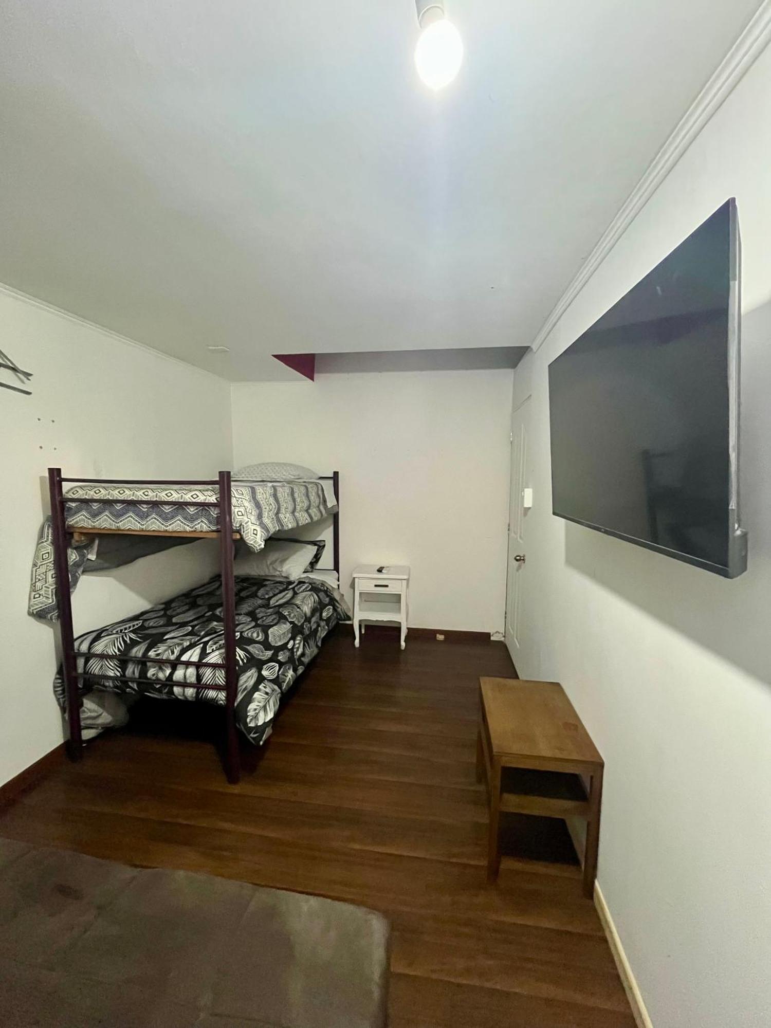 Hostel Tu Espacio Re - Habitaciones Cerca Del Aeropuerto Сантьяго Экстерьер фото